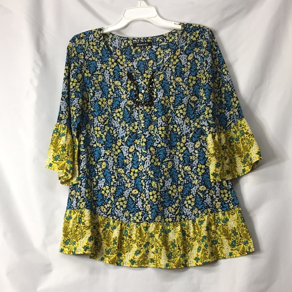 Relativity Women’s Blue and Yellow Floral Blouse Size S Like-NEW Condition